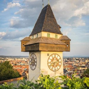 Graz Uhrturm, Foto: Leonhard Niederwimmer / unsplash